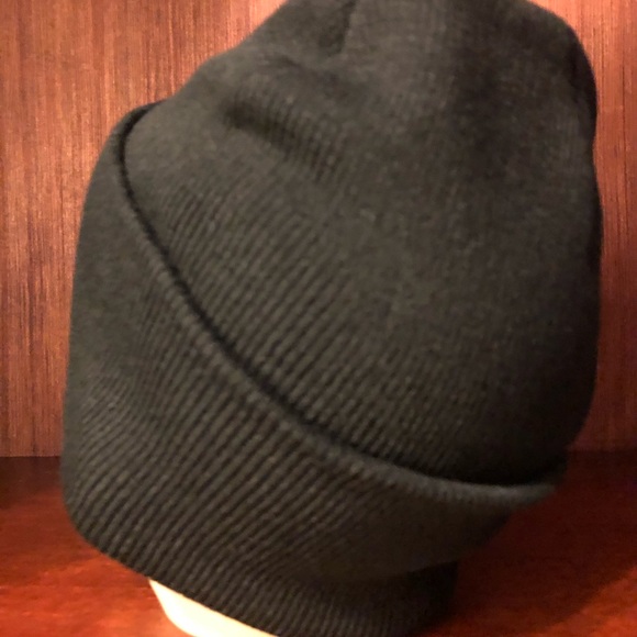 ADULT UNISEX Aquarius ♒️ BLACK BEANIE NWT - Picture 4 of 8